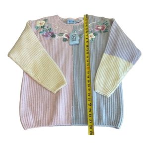 QPS lambswool,Angora Sweater Large Crewelwork Flowers Colorblock Cottagecore